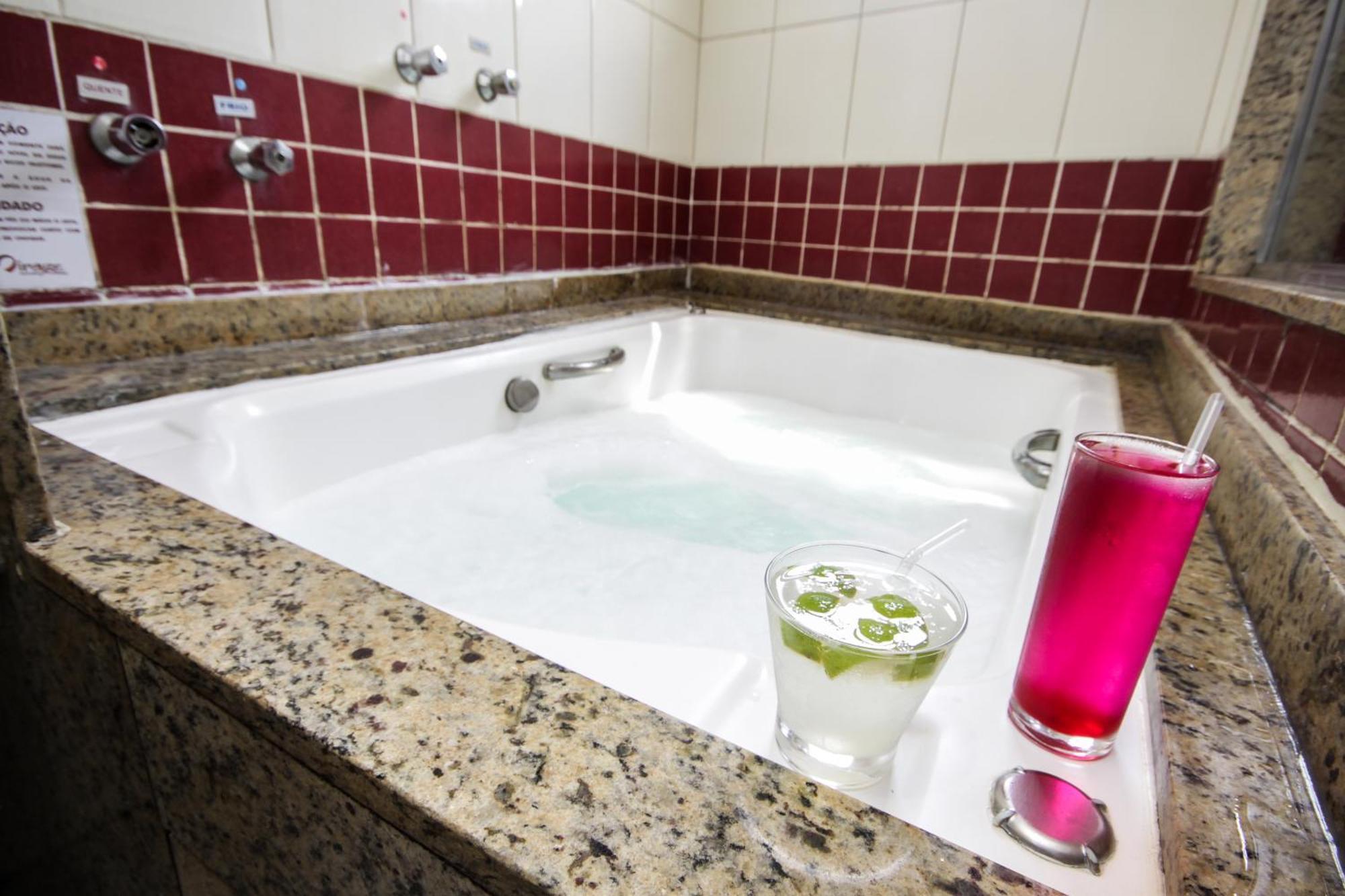 Mirage Motel グアルーリョス エクステリア 写真
